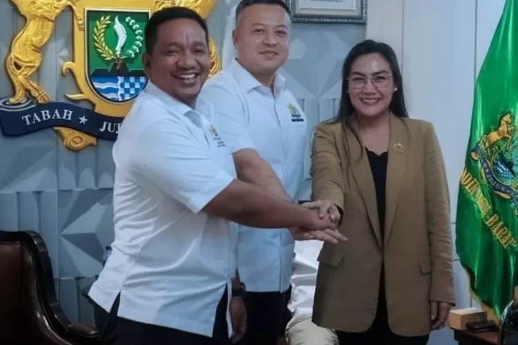Foto bersama pengurus Kadin Kota Bogor usai melakukan pertemuan dengan Ketua Umum Kadin Provinsi Jawa Barat.  (Dok pribadi)