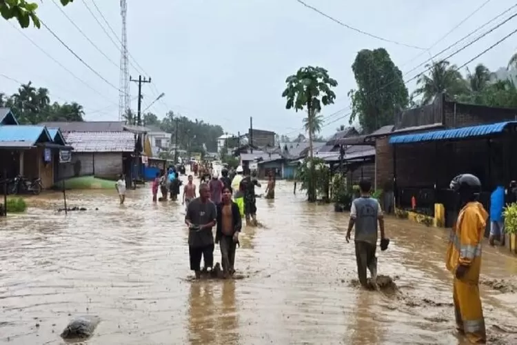 Kepala BNPB Letjen TNI Suharyanto menyebut total korban meninggal mencapai 164 orang, sementara 79 warga masih hilang, dan 12 orang mengalami luka-luka dalam bencana hidrometeorologi di Aceh, Sumut, dan Sumbar. (Ist)