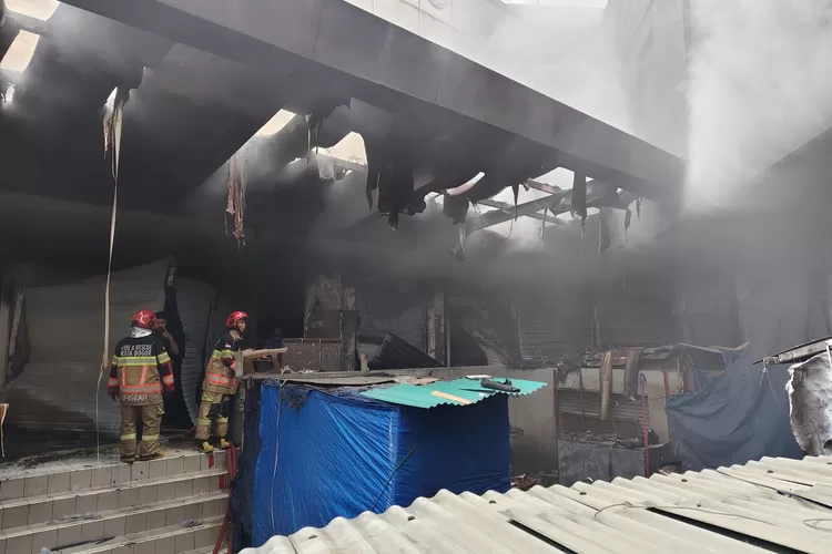 Kondisi Blok CD Pasar Kebon Kembang, Kota Bogor yang dilanda kebakaran. 