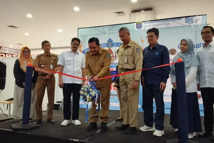 Pembukaan acara Job Fair Kota Depok 2025 yang diselenggarakan Pemkot Depok. 