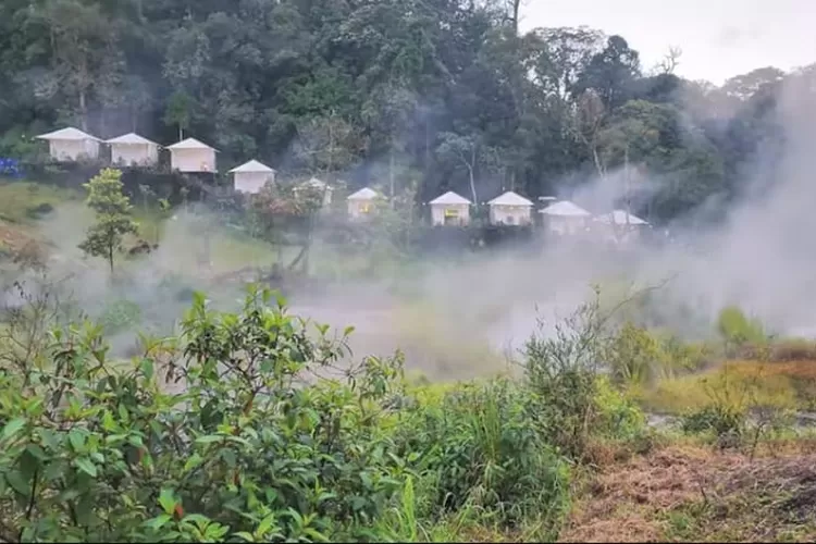 Rekomendasi tempat wisata sejuk dan memukau dekat dengan stasiun Garut (YouTube/Boots and Camp)