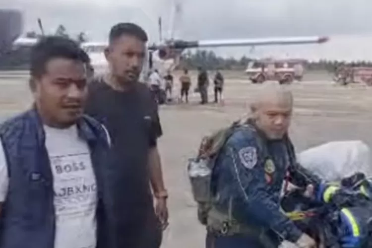 Relawan China Tiba di Aceh Bantu Cari Korban Banjir dan Longsor. (Lambe Turah)