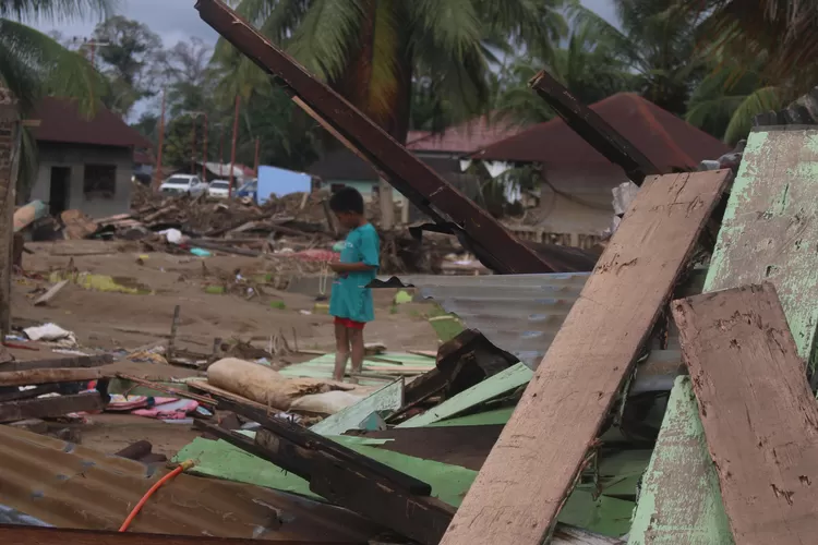 Rumah korban bencana Sumatra, Gibran, rata dengan tanah (Jiddan/Metropolitan )