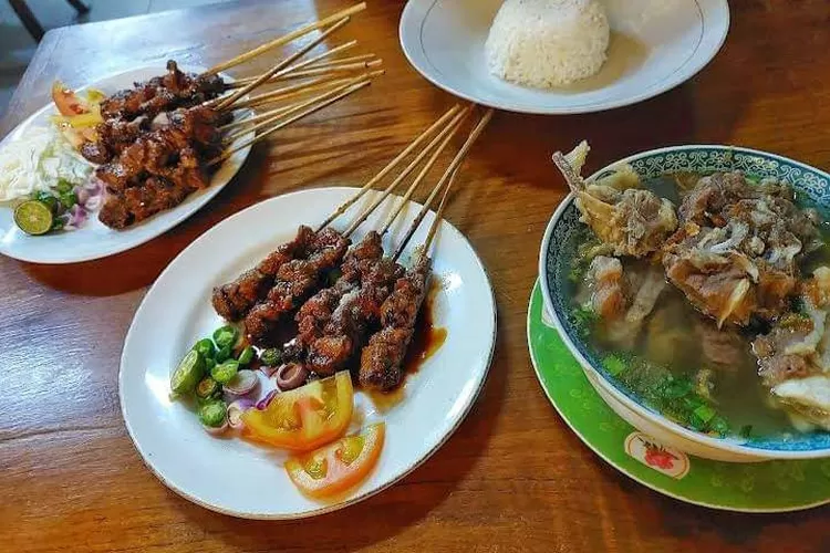  Sate enak di Puncak Bogor.