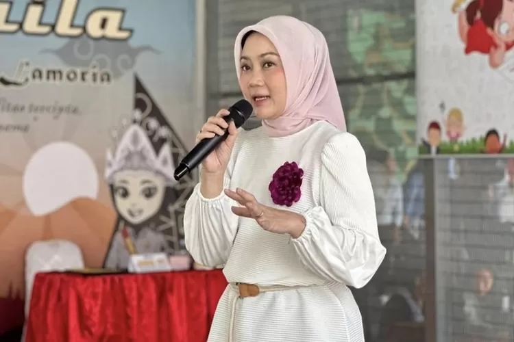 Atalia Praratya beri kalimat duka atas meninggalnya Adhya Pradjana. (Instagram : ataliapr)
