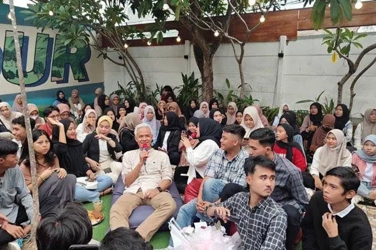 Suasana saat Ganjar Pranowo berdialog bersama kaum Milenial dan Gen Z di Palembang (Dok Ist)