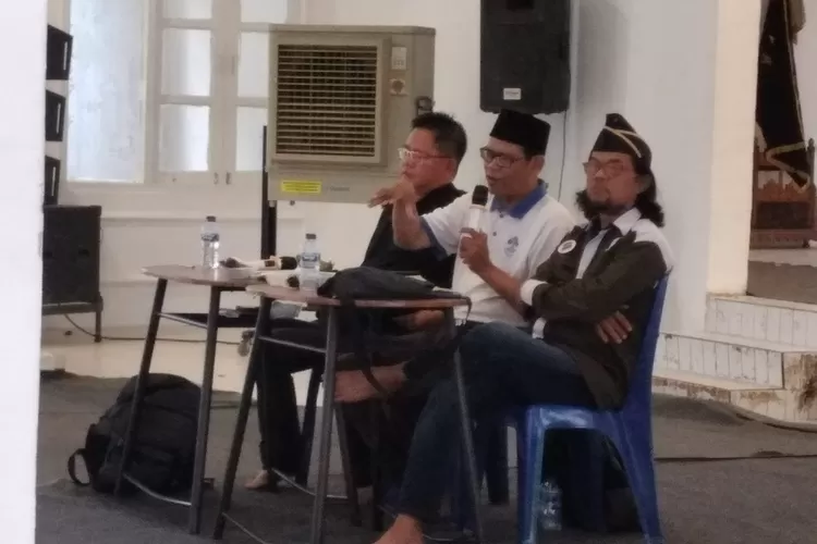 Narasumber diskusi buku  Denny Effendi (dok)