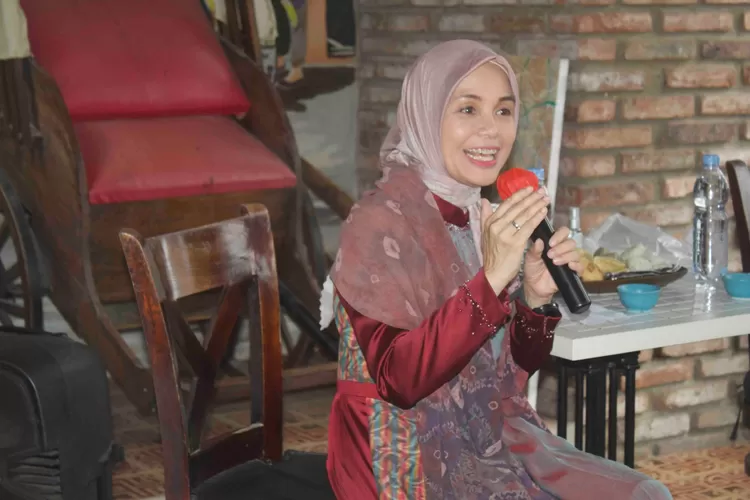 Siti Atiqoh Ganjar 