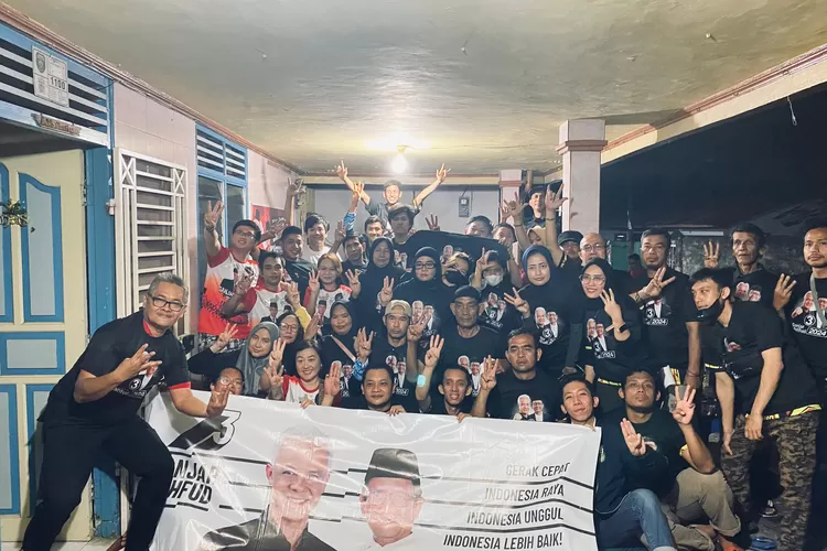 Foto bersama Satrel Ganjarist Sumsel (DN/KetikPos.com)