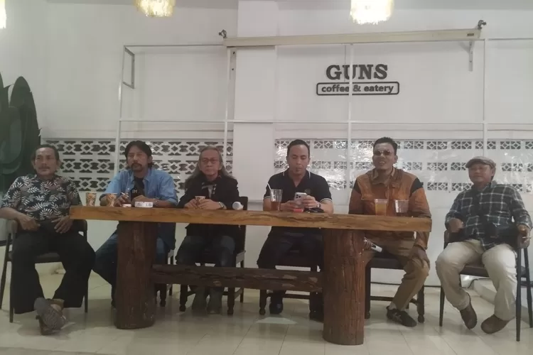 DKSS dan para perupa Sumsel melakukan speak up atas hebohnya patung Soekarno di Banyuasin   (dok)