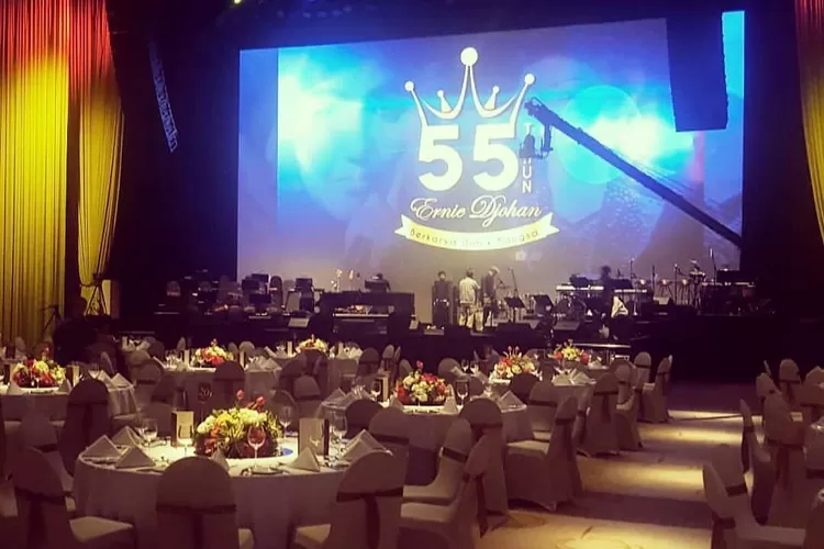 ERnie Djohan penyanyi ikon Indonesia (instagram @therealerniedjohan)