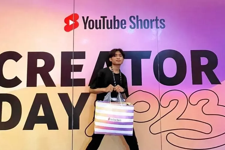 Afren Santiago (dok)