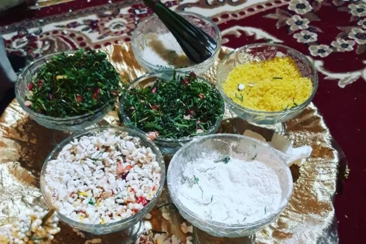 Tradisi Tepung Tawar/(instagram/@prawindaanzari) (dok)