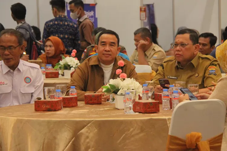 PJ Walikota Palembang ajak perangi pengangguran  (dok)