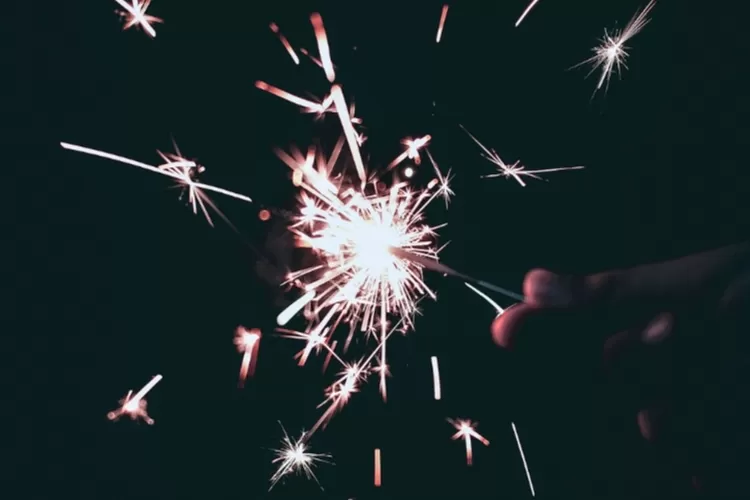 Tren Perayaan Akhir Tahun 2024 yang Sedang Populer/ ((ilustrasi/@pixabay))