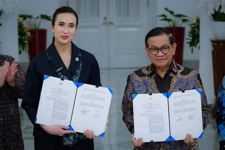 Menteri Pariwisata dan Gubernur DKI 