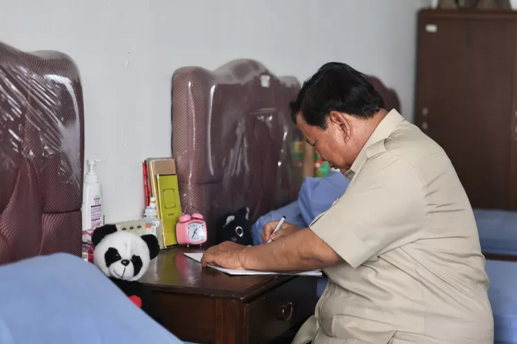 Prabowo Tambah 65 Sekolah Rakyat Oktober: &ldquo;Anak Putus Sekolah Kita Tarik, Kita Angkat Percaya Dirinya&rdquo; (dok)