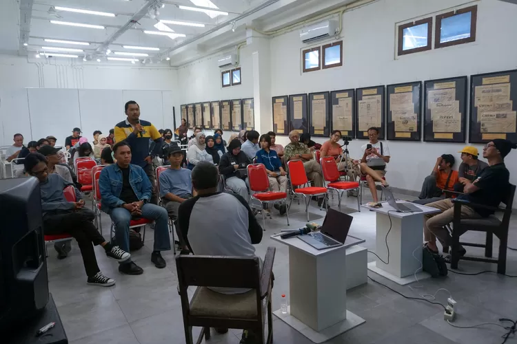 Menyelami Jejak Visual: Fotografi sebagai Penanda Zaman (dok)