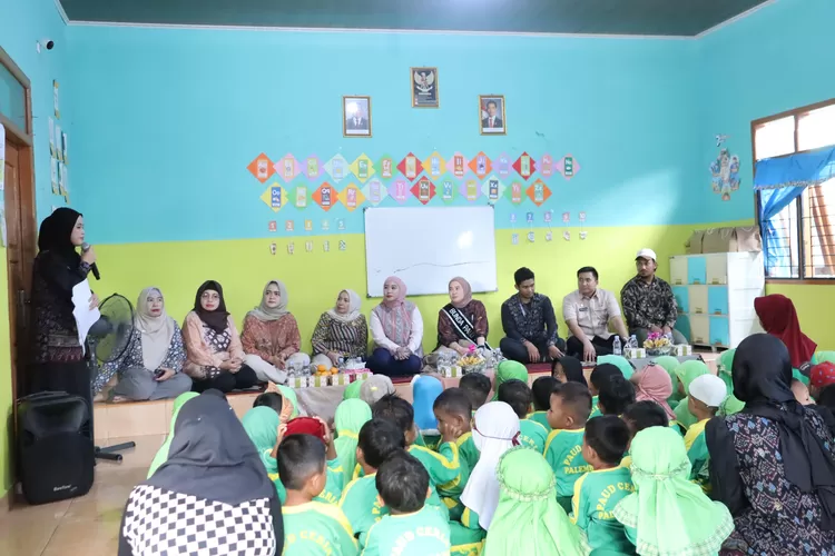 Dari Botol Plastik Jadi Telur &amp; Sayuran: Kisah Inspiratif &ldquo;Pasar Sehat&rdquo; PAUD KB Ceria (dok)