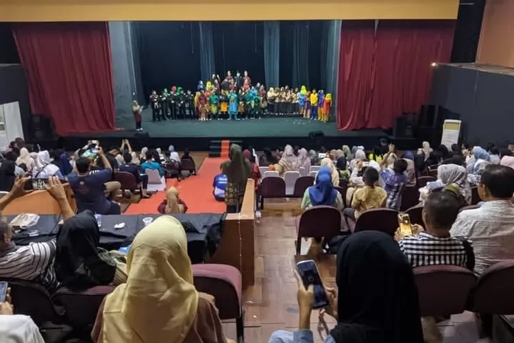 Ketika Panggung Jadi Jendela Sejarah: Anak-Anak Disabilitas Menyapa Sultan Mahmud Badaruddin II Lewat Teater (dok)