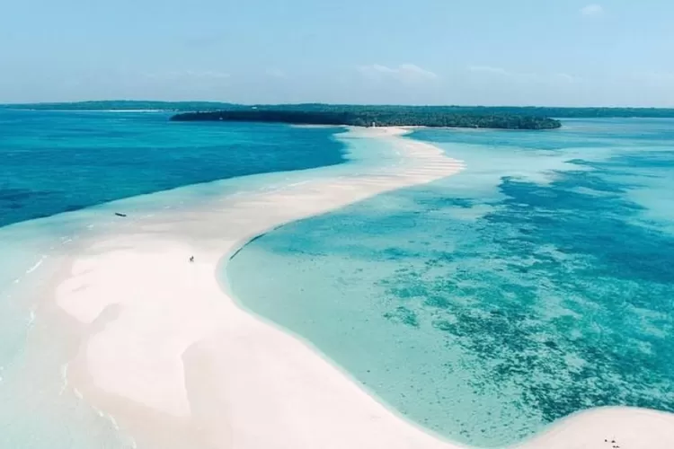 Kepulauan Kei, Surga Tersembunyi di Tengah Laut Banda - Info Indonesia