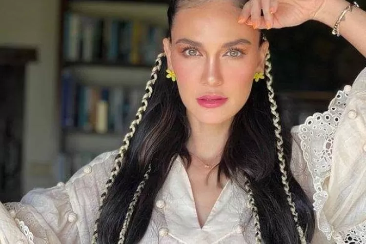 Tampil Cantik Saat Perayaan Ulang Tahun, Gelang Mewah Luna Maya Seharga ...