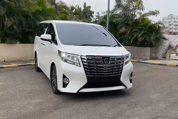 Toyota Alphard 2021 Rowen