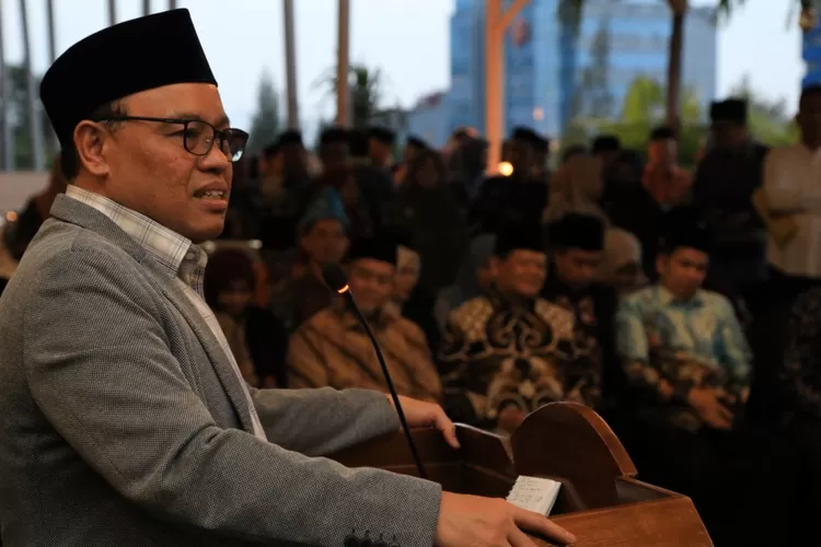 Ahmad Zayadi: Penghafal Al-Qur&rsquo;an Disabilitas Netra Kumpul di Jakarta, Indonesia Catat Sejarah Baru 