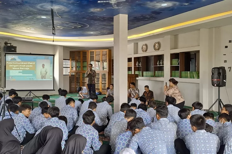 PCI Serial Lecturer XVI - Foto: Istimewa