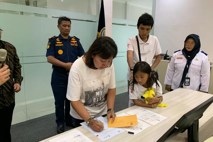 Penyerahan Asuransi untuk Pelaut yang Wafat saat Bertugas 