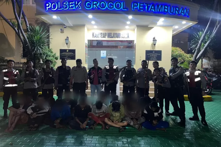 19 Remaja yang Diamankan Polres Metro Jakarta Barat   berikut Sajam di Dua Lokasi
