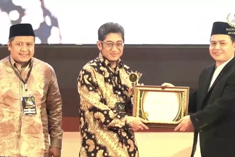 Sinergi Foundation Berhasil Raih Penghargaan Baznas Jabar Award