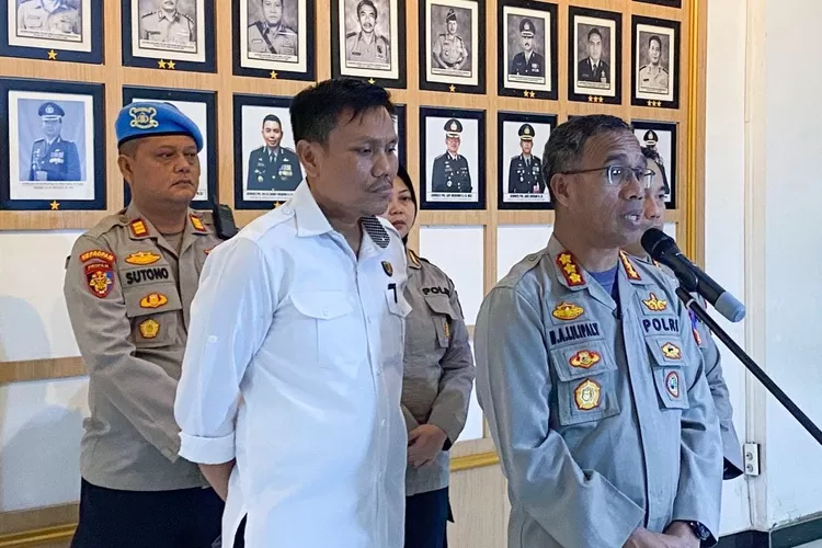 Kapolres Metro Jakarta Timur Kombes Nicolas Ary Lilipaly 