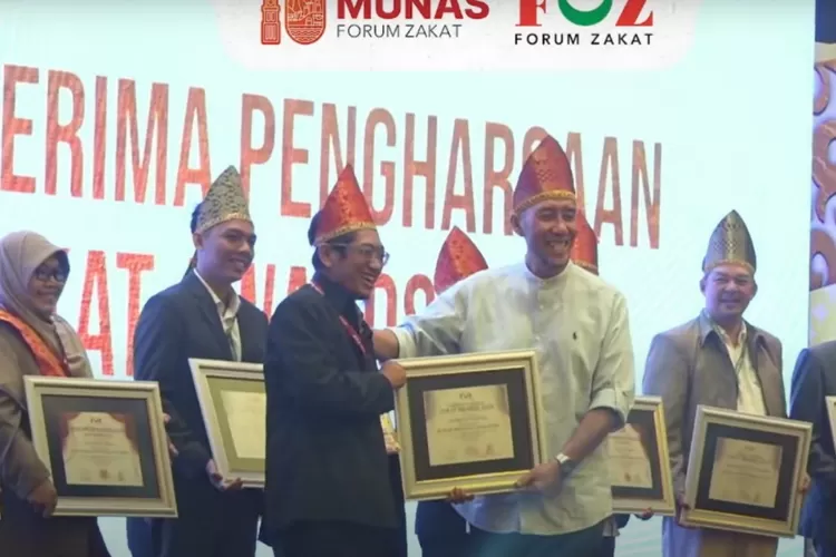 Rumah Bersalin Cuma-cuma - Sinergi Foundation Raih Penghargaan Program Kesehatan Terbaik Zakat Awards 2024