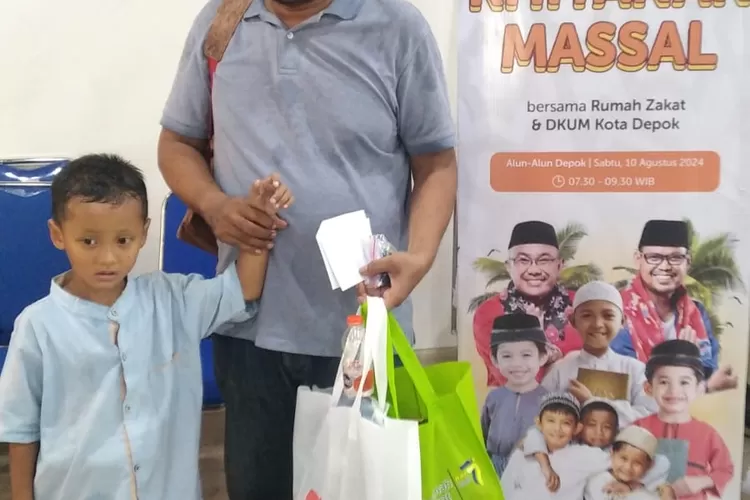 Sunatan Massal Rumah Zakat Depok 