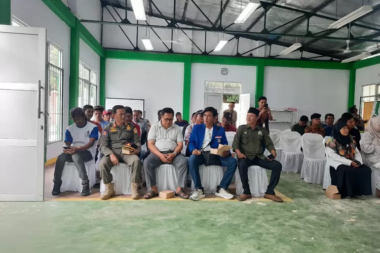 Bhabinkamtibmas Pulau Tidung Hadiri Kegiatan Roadshow Pengawasan Pemilu