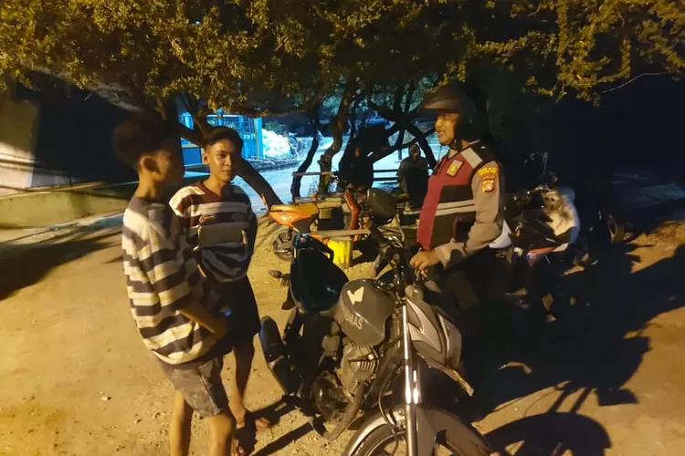 Polsek Kepulauan Seribu Selatan Gelar Patroli Malam Perintis Presisi