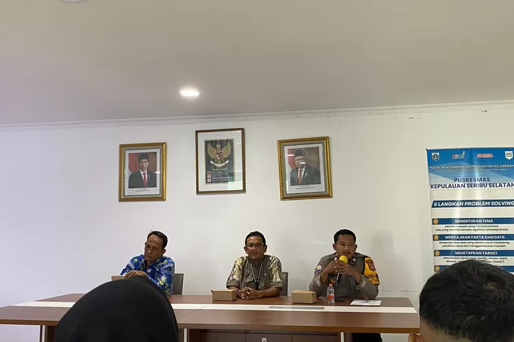 Tidung Island Bhabinkamtibmas attends Mental Health Socialization at North Seribu Islands Community Health Center – Editorial