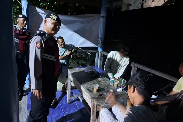 Polsek Kepulauan Seribu Utara Lakukan Patroli Malam