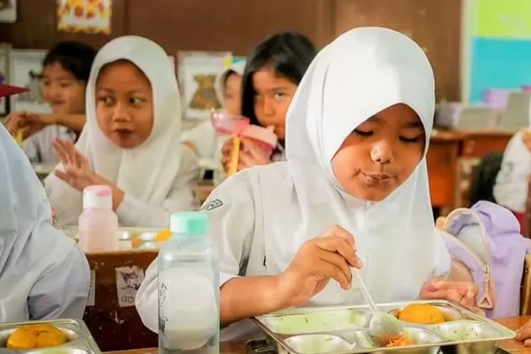 MBG saat Ramadhan tetap berjalan (Instagram.com/badangizinasional.ri)