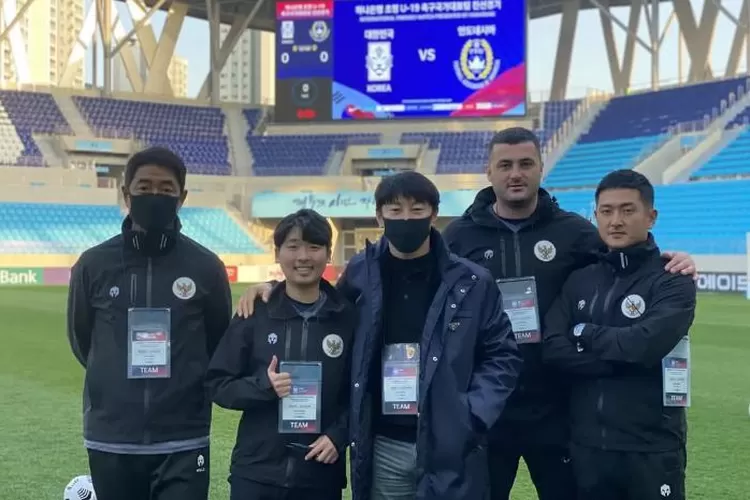 Potret tim kepelatihan Timnas Indonesia di era Shin Tae-yong (STY). (Instagram.com/@shintaeyong7777)