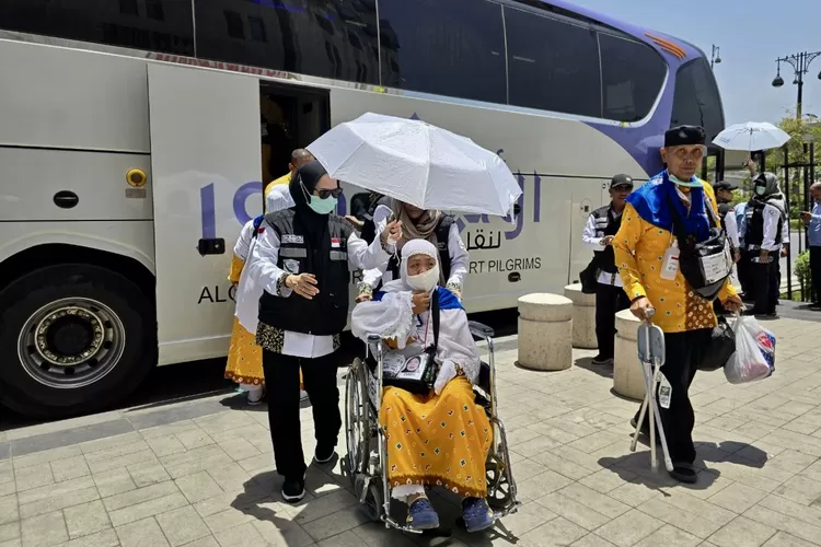 (Ilustrasi) Jemaah haji Indonesia tiba di Madinah - Foto: Henri Lukmanul Hakim