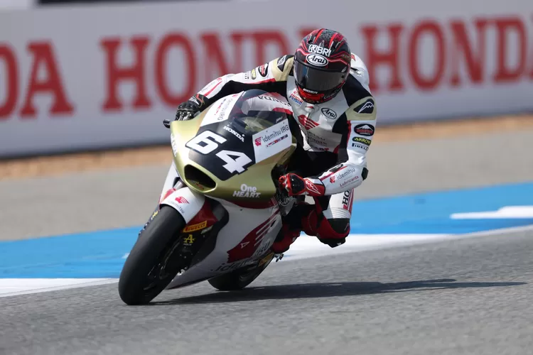 Pembalap Muda Mario Aji di Ajang Moto2