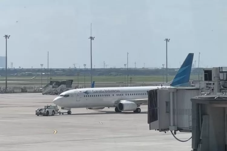 Pemerintah menurunkan harga tiket pesawat domestik untuk mudik lebaran 2025. (Instagram/kemenhub151)