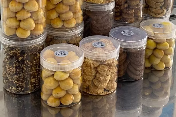 Menata kue yang rapi dan Estetik akan membuat Anak-anak berebut mencicipi