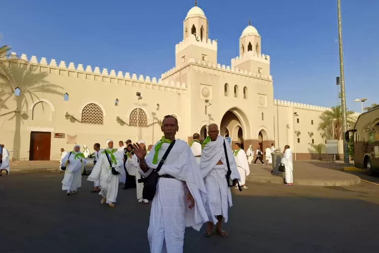 (Ilustrasi) Jemaah Haji Indonesia ketika mengambil miqot di Masjid Bir Ali, Makkah - Foto: Henri Lukmanul Hakim