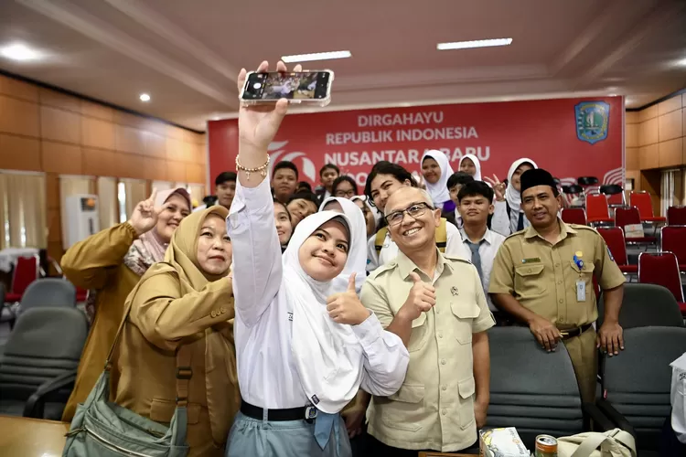Wamendikdasmen, Atip Latipulhayat, di Kabupaten Belitung - Foto: Istimewa