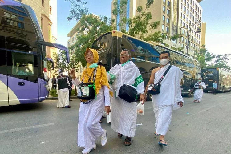 (Ilustrasi) Jelang diberangkatkan Jemaah Haji Indonesia dari Madinah menuju Makkah - Foto: Henri Lukmanul Hakim 