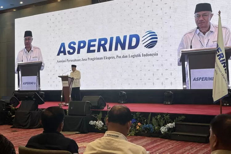Ketum Asperindo, Mohamad Feriadi memberikan sambutan di Munas XI Asperindo : Foto: Henri Lukmanul Hakim
