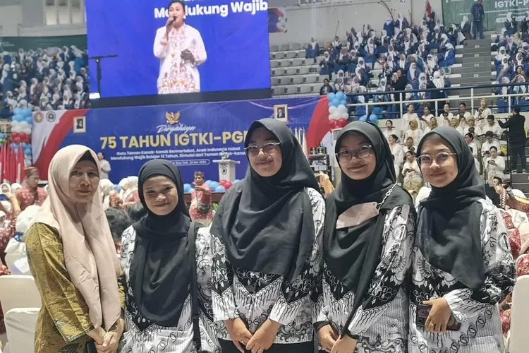 Lembaga pendidikan Taman Kanak Kanak Prima Cendekia Islami (TK PCI) Kids menghadiri HUT Tahun ke-75 IGTKI - Foto: Istimewa
